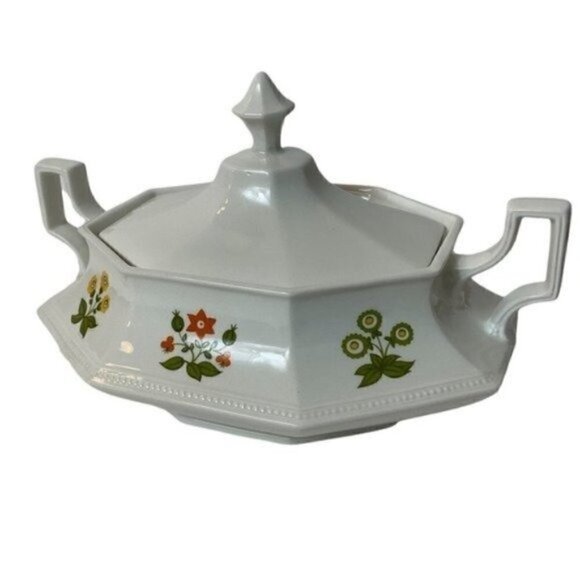 Heritage Posy By Johnson Brothers Covered Vegetable Dish With Handles England - Picture 6 of 14